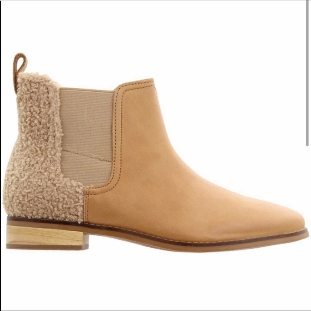 Toms Ella Shearling Chelsea Boot